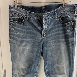 Silver Jeans Light Blue capris